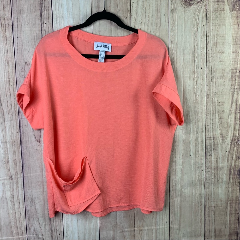 Joseph‎ Ribkoff Size 8 Blouse with front pocket